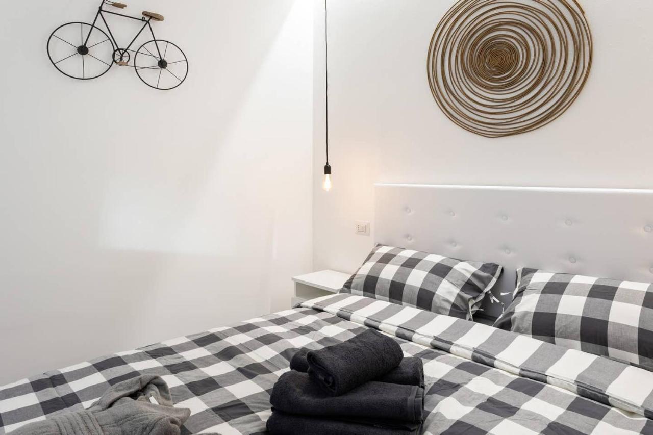 Apartament Modern And New Flat In Duomo Area Mediolan Zewnętrze zdjęcie