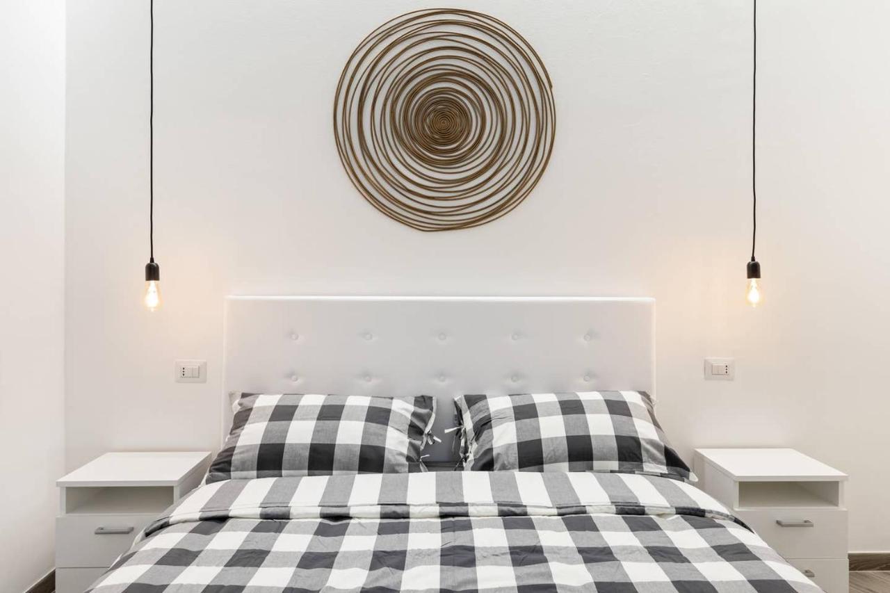Apartament Modern And New Flat In Duomo Area Mediolan Zewnętrze zdjęcie